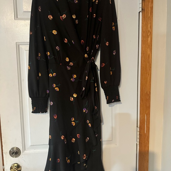 Cabi Divine Black Floral Long Sleeve Midi Dress. Size medium. - Picture 6 of 16